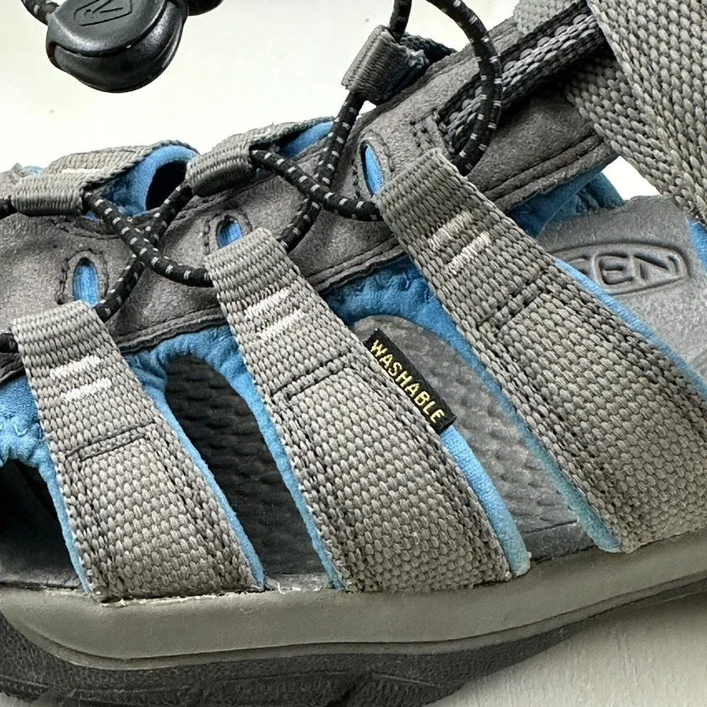 Keen Newport H2 Men's‎ 6 Grey Blue Hiking Closed Toe Water Sandals Shoes